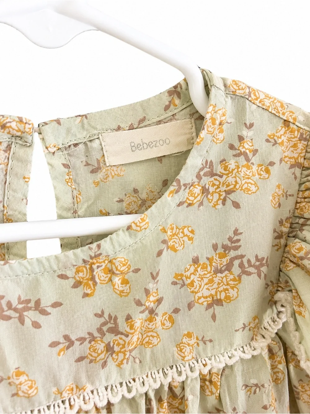 Bebezoo Floral Dress Size 100 (3/4Y) EUC Ruffle Yoke Long Sleeve